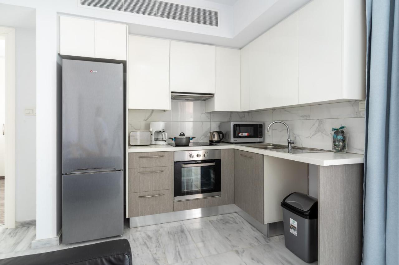 Oyster 1-Br Apt In Larnaca Eksteriør billede