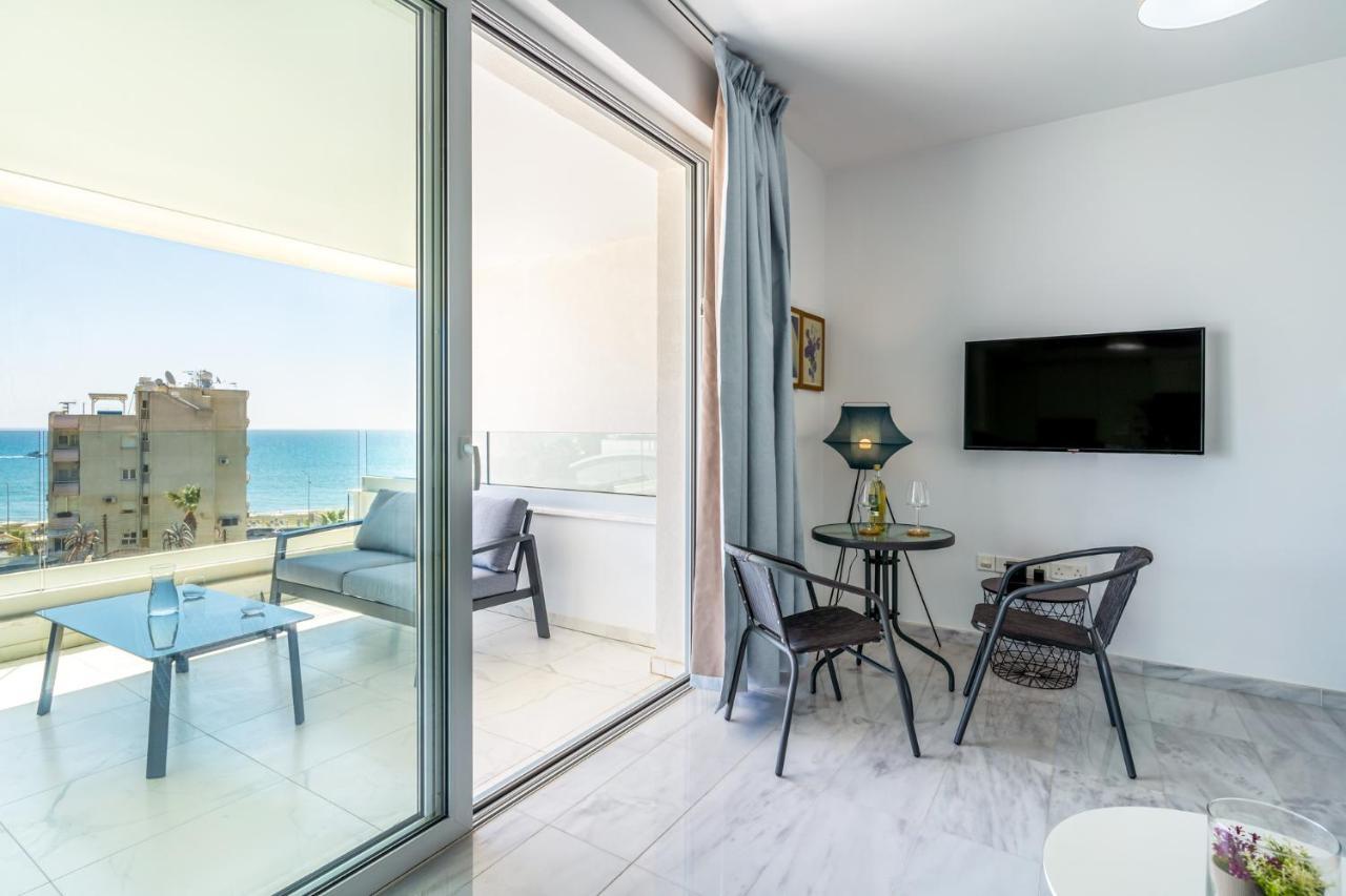 Oyster 1-Br Apt In Larnaca Eksteriør billede